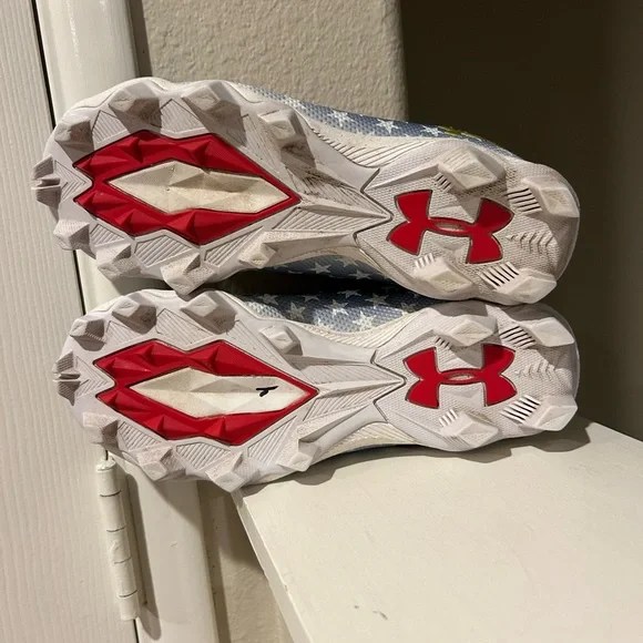Under Armour Kids' Spotlight Franchise USA Football Cleats 3025856 100 Size 4.5Y - Picture 6 of 11